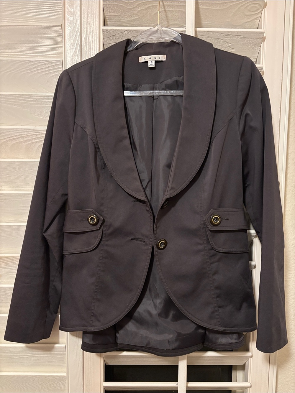 CAbi  Tailired “work it” blazer jacket size 6. in graphite/charcoal gray.